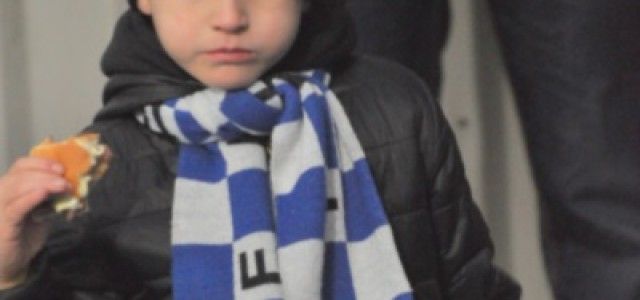 Eindhoven in spektakelstuk onderuit + foto’s